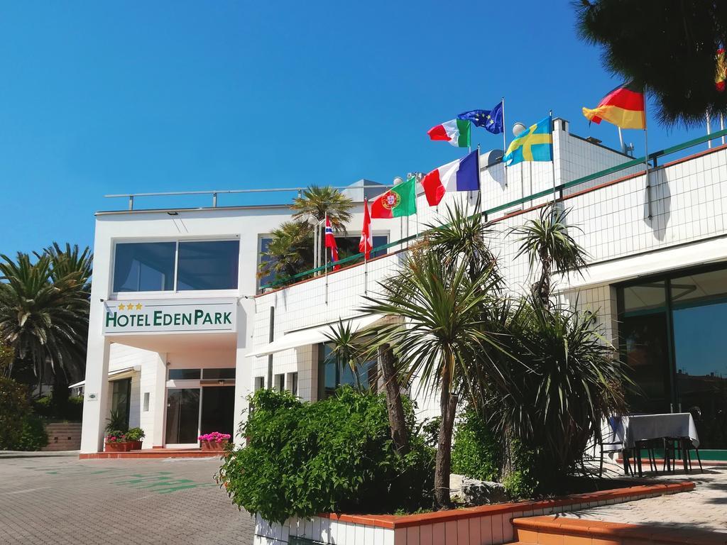 Hotel Eden Park Marina di Montemarciano Zewnętrze zdjęcie