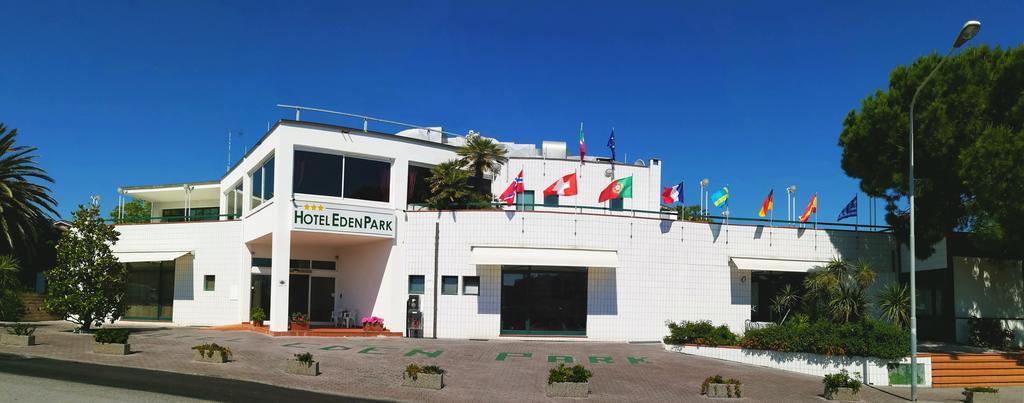 Hotel Eden Park Marina di Montemarciano Zewnętrze zdjęcie